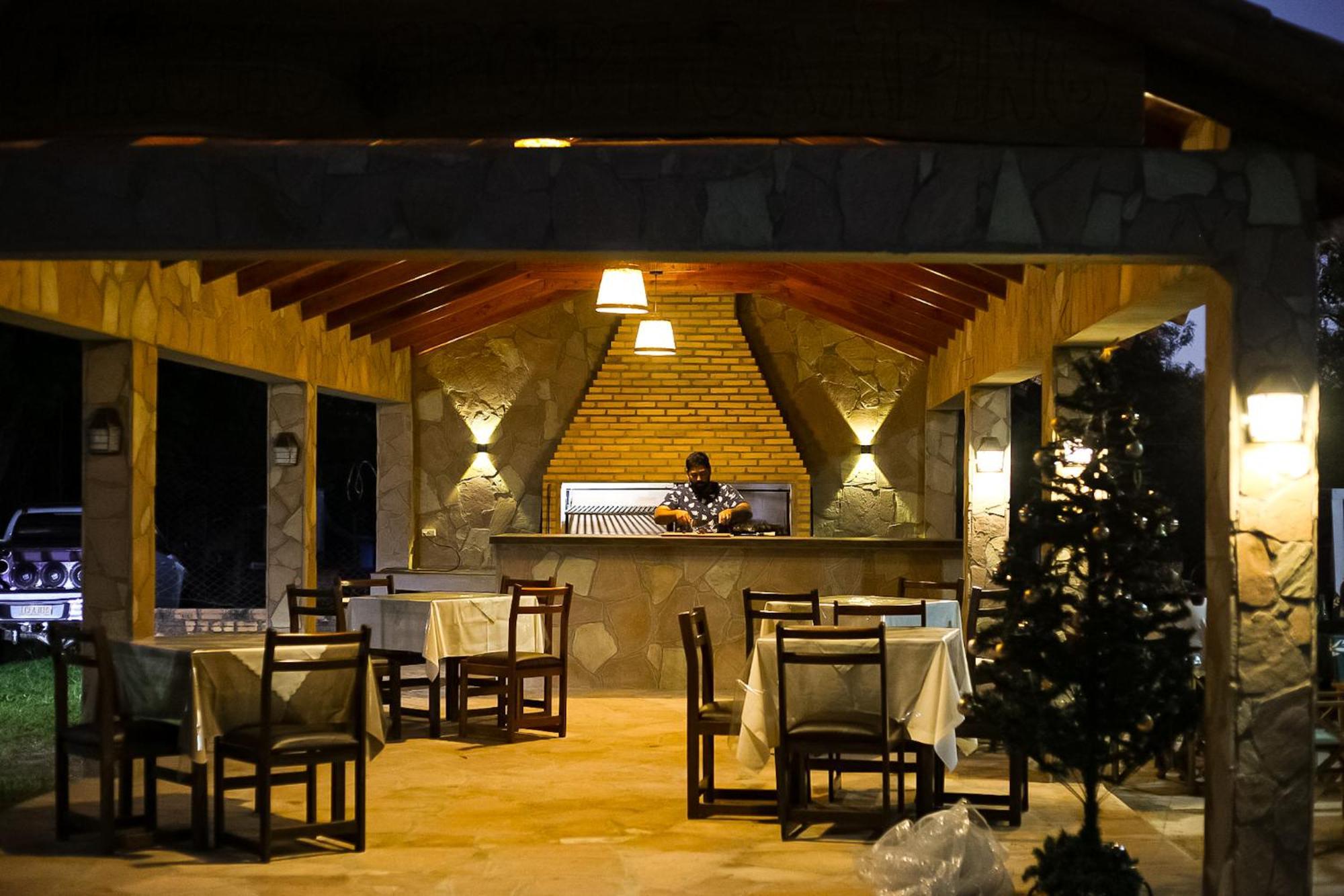 Hotel Sport Camping Independencia ภายนอก รูปภาพ